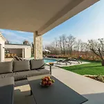 Harmony For 8 People In Istria With 50 M2 Private Pool And Sea View