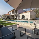 Villa Harmony For 8 People In Istria With 50 M2 Private Pool And Sea View