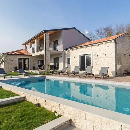 Harmony For 8 People In Istria With 50 M2 Private Pool And Sea View Villa *