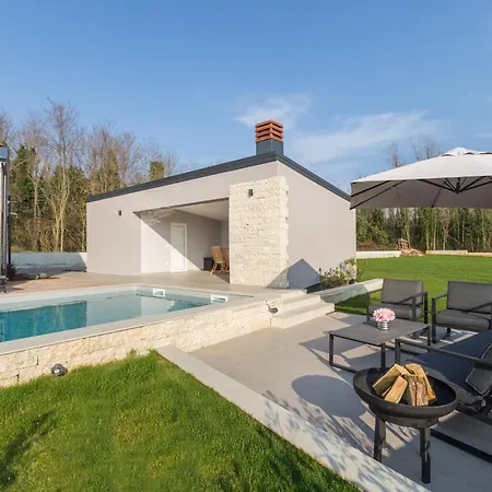 Harmony For 8 People In Istria With 50 M2 Private Pool And Sea View
