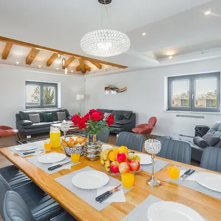 Villa Harmony For 8 People In Istria With 50 M2 Private Pool And Sea View *