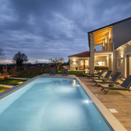 Harmony For 8 People In Istria With 50 M2 Private Pool And Sea View Villa Pinezici (Istria)